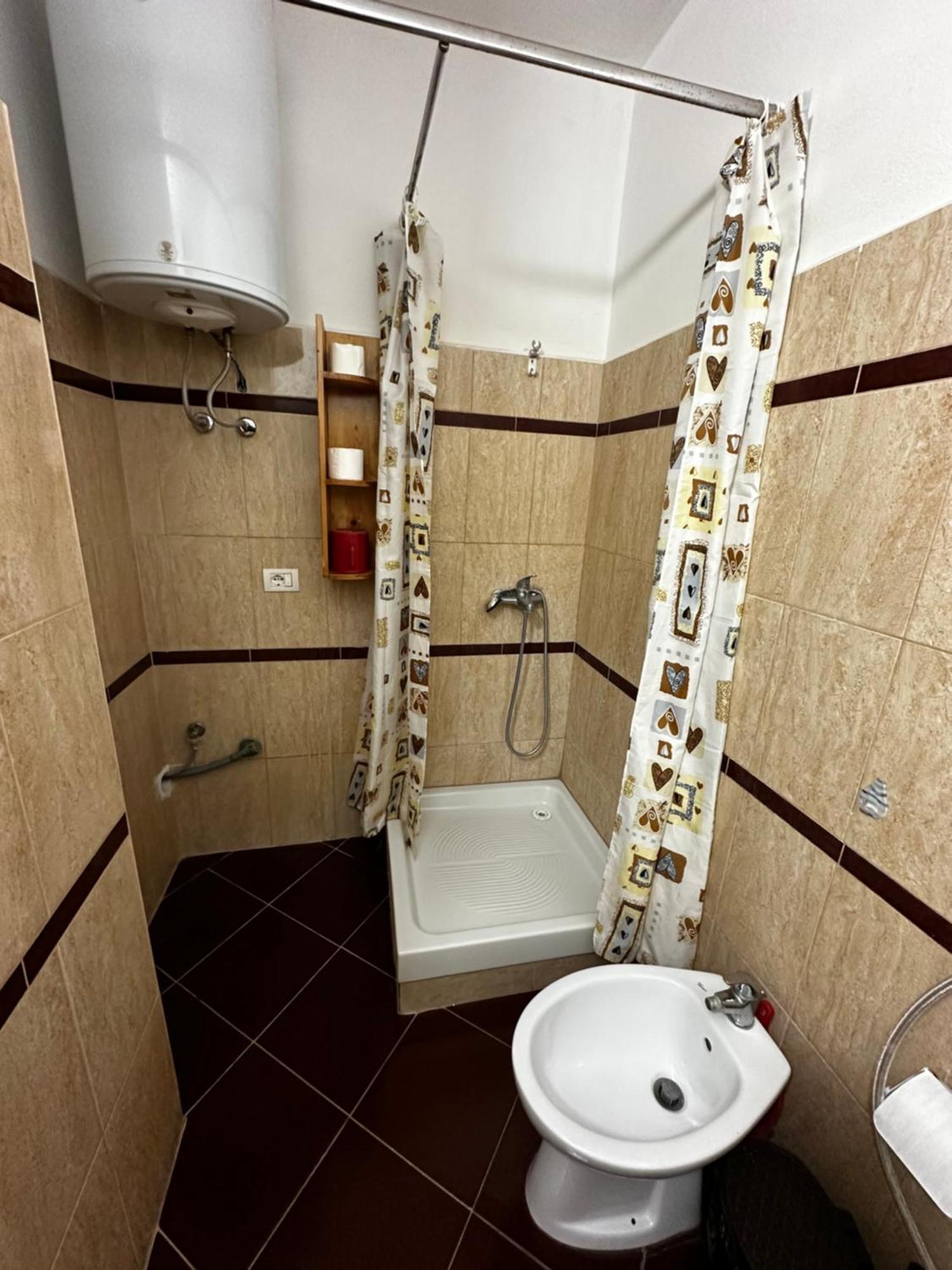 Romance Holiday Garden Inn Durrës Exterior foto