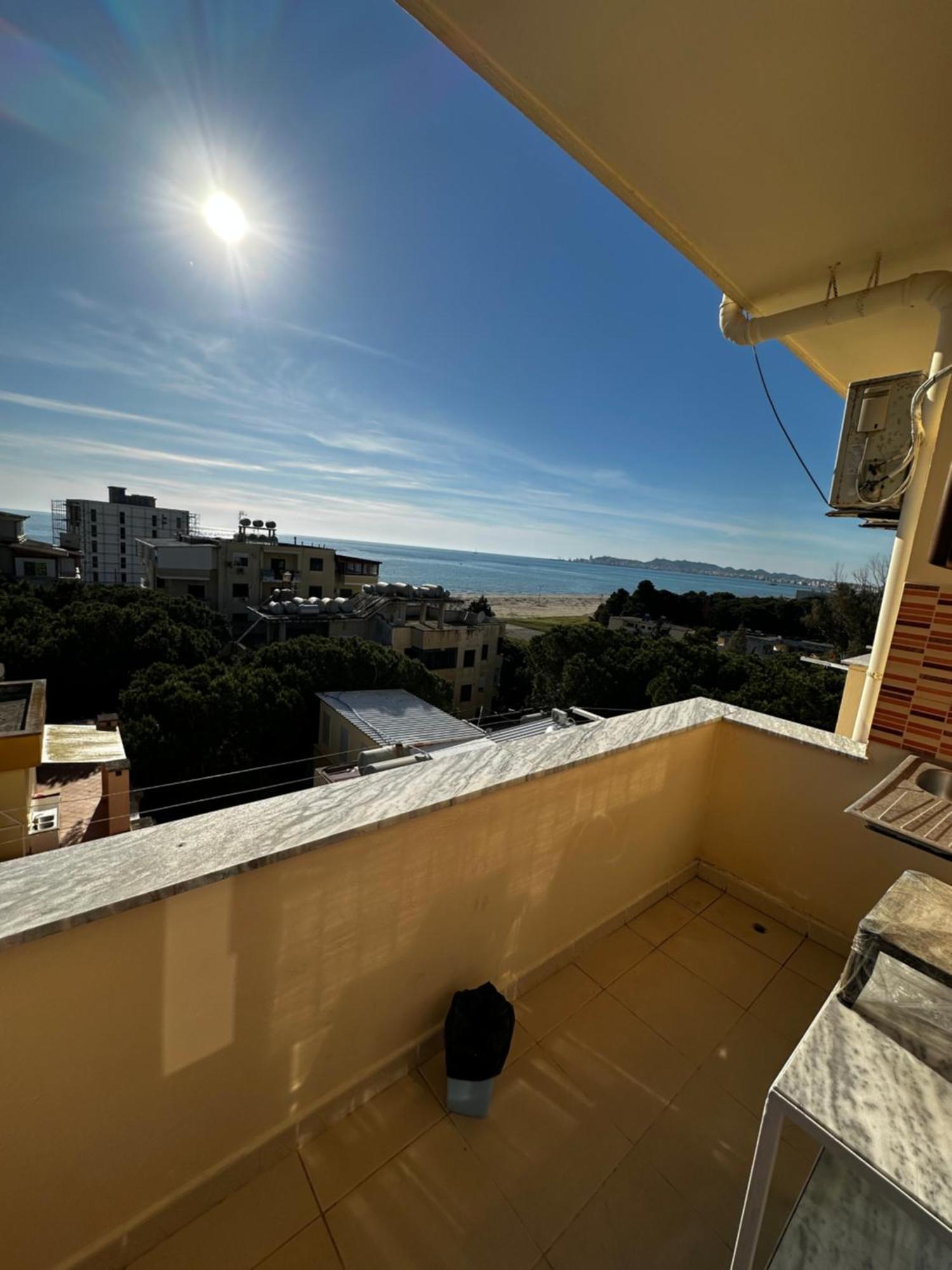 Romance Holiday Garden Inn Durrës Exterior foto