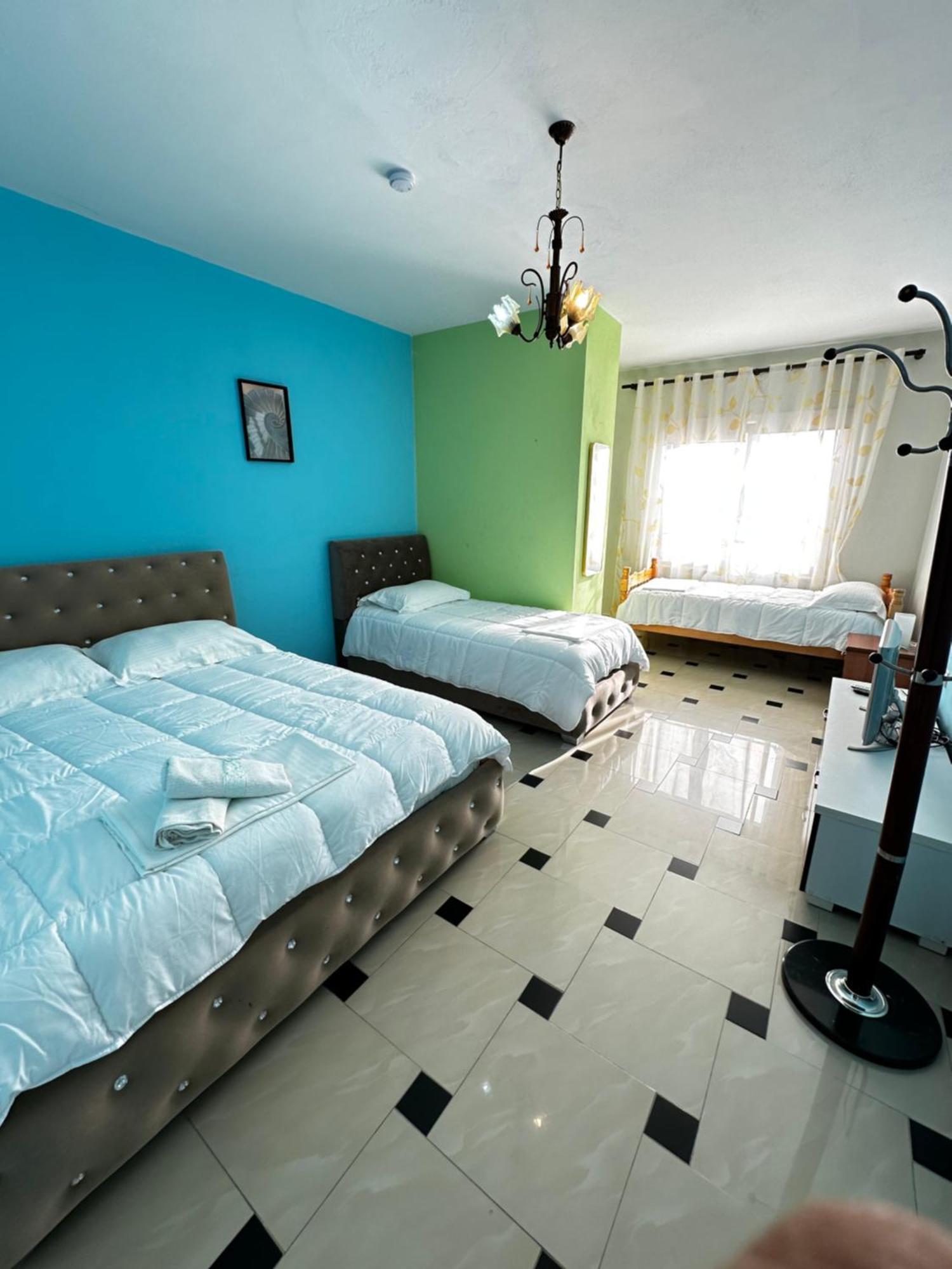 Romance Holiday Garden Inn Durrës Exterior foto