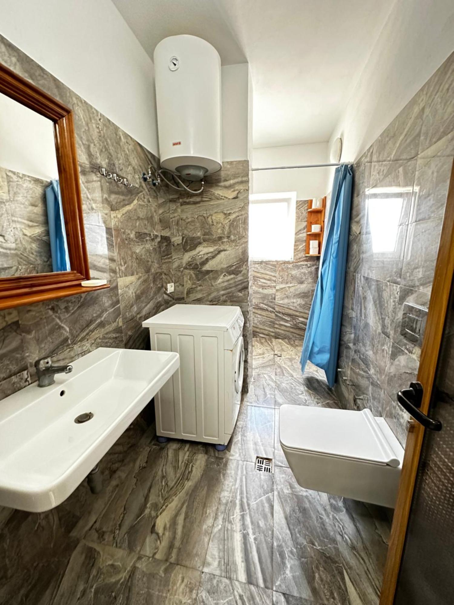 Romance Holiday Garden Inn Durrës Exterior foto